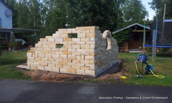 Sandstein Mauersteine 15x20x40 cm Lagerfugen gesägt, Trockenmauer aus Polen